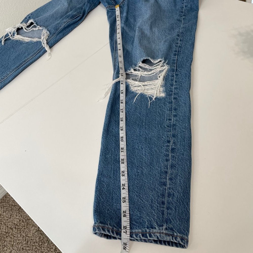 American Eagle Highest Rise Mom Jeans Destroyed Destructed Medium Blue Wash - Picture 11 of 11